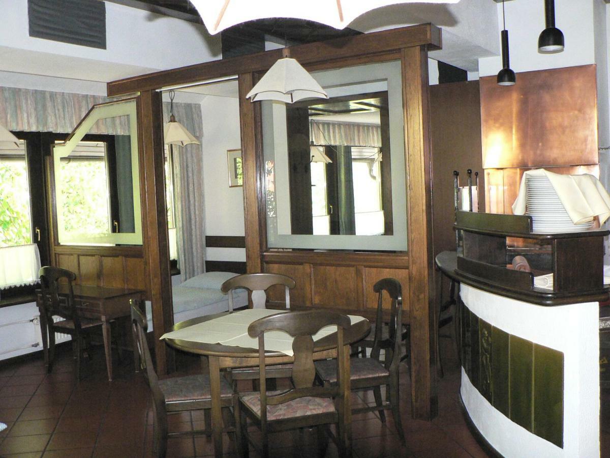 Apartmaji Mak Есенице Экстерьер фото